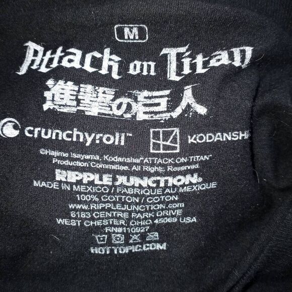 ATTACK ON TITAN T-SHIRT ANNIE LEONHART BLACK SZ.M EUC - Picture 4 of 4
